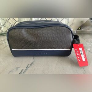 GUESS Men's Navy and Gray Toiletry Bag with Logo Pattern